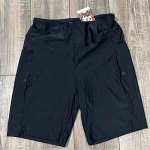 "Gradual" 9" Inseam Women's Quick Dry Swim/Board UPF 50+ Lined Shorts Size Large